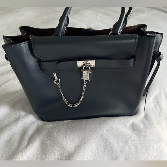 Michael Kors Handbags - Michael Kors Hamilton Legacy Elegant Navy Leather Handbag